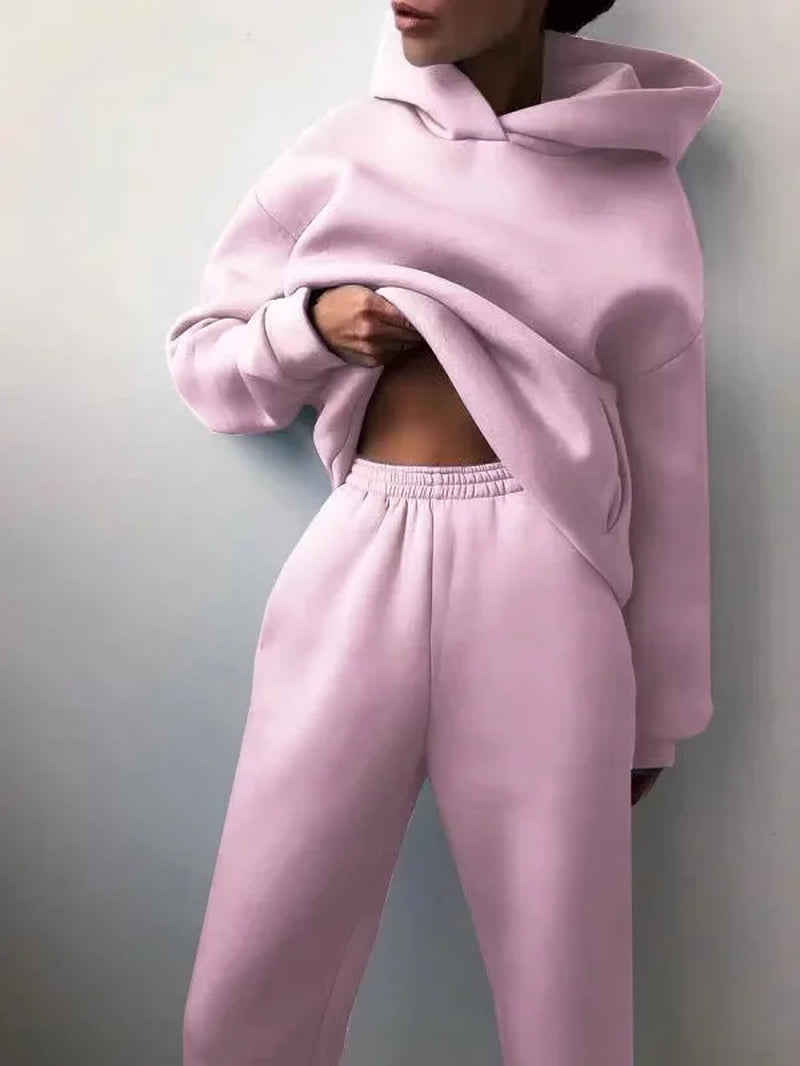 Conjunto Deportivo de Invierno para Mujer | Sudadera Oversize con Capucha + Pantalón Cómodo