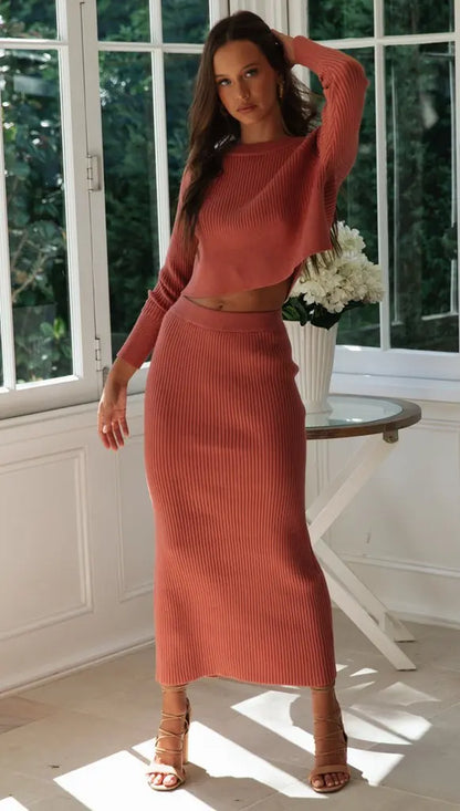 Conjunto de Punto para Mujer 2 Piezas – Suéter y Falda Corta Ajustada, Look Elegante y Cómodo