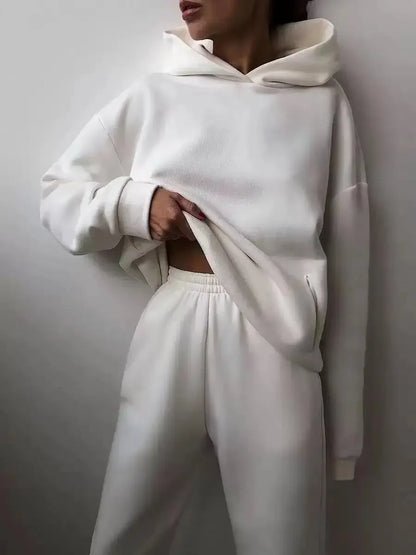 Conjunto Deportivo de Invierno para Mujer | Sudadera Oversize con Capucha + Pantalón Cómodo