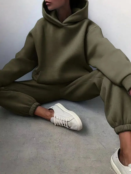 Conjunto Deportivo de Invierno para Mujer | Sudadera Oversize con Capucha + Pantalón Cómodo