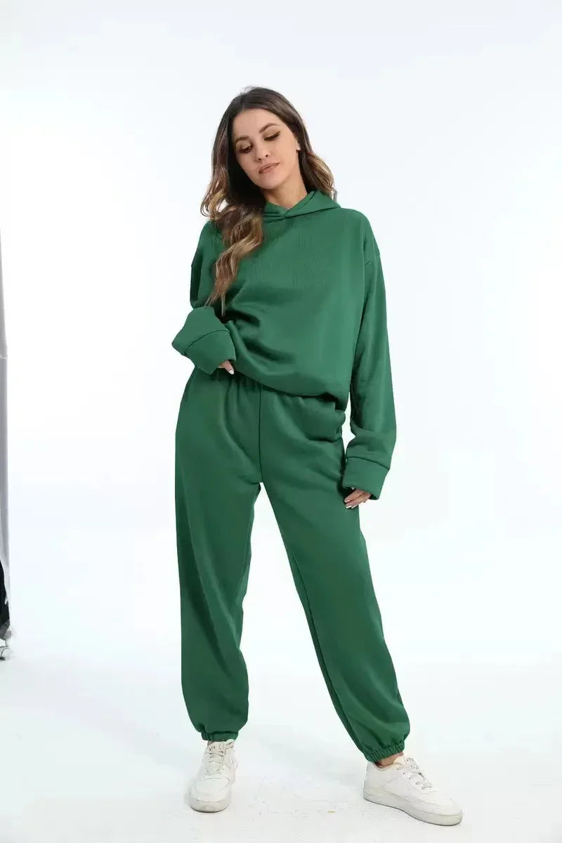 Conjunto Deportivo de Invierno para Mujer | Sudadera Oversize con Capucha + Pantalón Cómodo