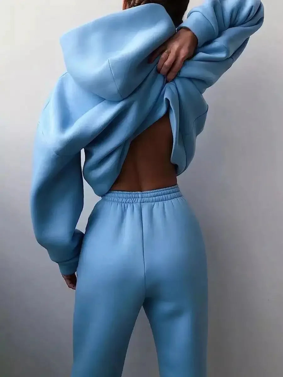 Conjunto Deportivo de Invierno para Mujer | Sudadera Oversize con Capucha + Pantalón Cómodo