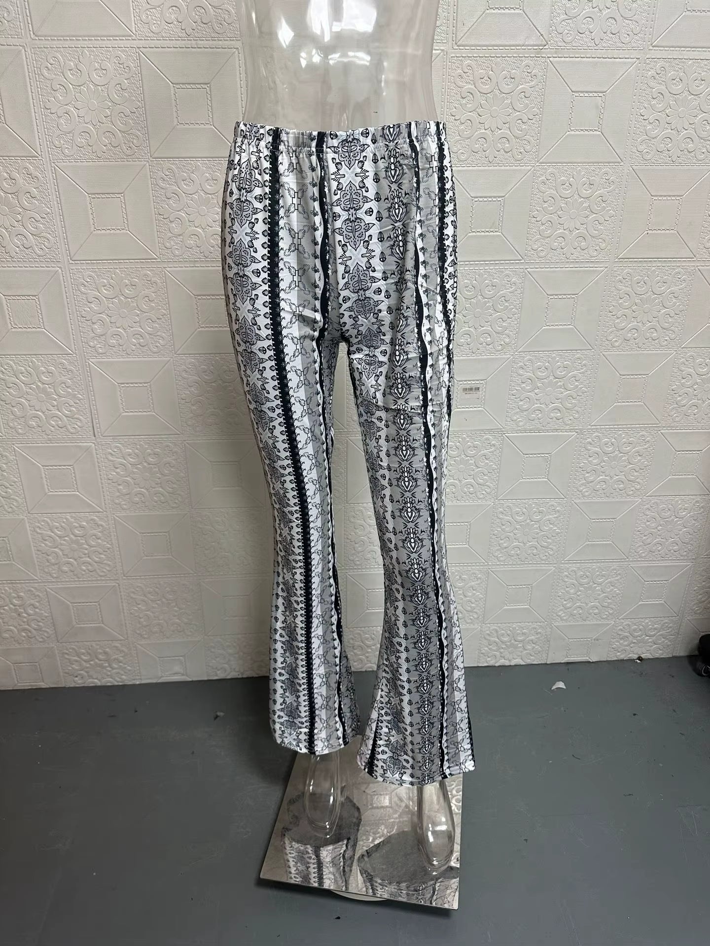 Pantalones Casuales Estampados de Alta Elasticidad – Corte Micro Acampanado a la Moda