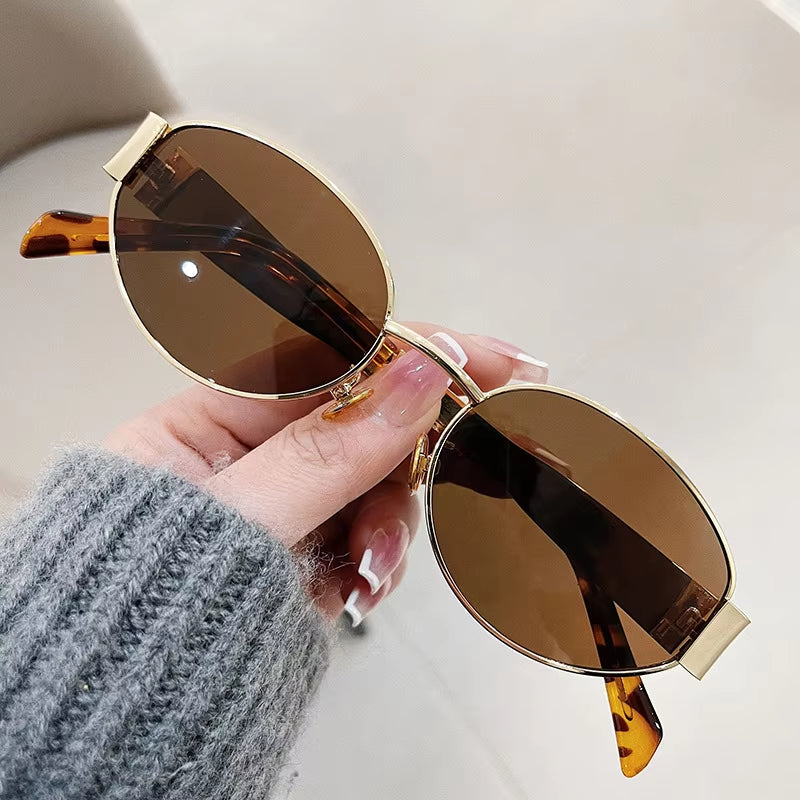 Gafas de Sol Retro UV400 – Estilo Vintage con Montura Metálica de Lujo para Mujer | Protección Total y Elegancia