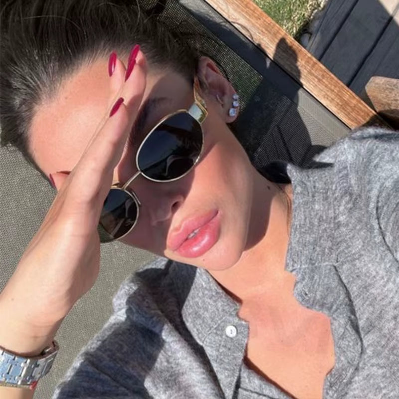 Gafas de Sol Retro UV400 – Estilo Vintage con Montura Metálica de Lujo para Mujer | Protección Total y Elegancia